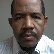 LA ESPOSA DE MARCOS YAROIDE, LAURA CARDENES ES UN DEMONIO QUE OPERA EN ELLA