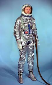 Neil Armstrong Wearing An Early G 2c Gemini Suit 1964 This Is The Type Of Suit Worn In The First U S Space Walks Nasa Space Suit Space Suit Space Nasa