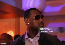 Neal Hamil models Kendhal Beal, Clanay Wheeler, Dee Marks, and Eda... News  Photo