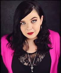 Aimee Hanna's Instagram, Twitter & Facebook