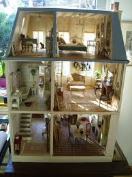 Le Grand Livre De La Maison Miniature The Big Book Of A Miniature House Lea Frisoni Pipi Turner 1 1 Doll House Plans Miniature Houses Dolls House Interiors