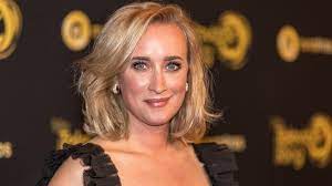 Annick boer studeerde in 1994 af aan de academie voor kleinkunst in amsterdam. Eva Jinek Opgejaagd Door Paparazzi Durfde Niet Naar Ziekenhuis Rtl Boulevard
