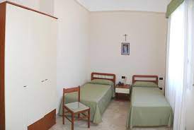 Conveniently located restaurants include premiata gelateria artigianale portogallo, frascoli bacaro, and soul kitchen. Albergo Casa Del Pellegrino Monte SantÊ¼angelo Updated 2021 Prices