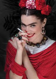 Una Donna allo specchio