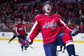 Už ve 22 letech si splnil sen každého hokejisty. Jakub Vrana What Will His Next Contract Look Like Nova Caps