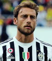Born january 19, 1986 in chieri, province of turin) is an italian footballer who plays as a midfielder for serie a club juventus and the italian. Claudio Marchisio 2012 2013 Spieler Fussballdaten