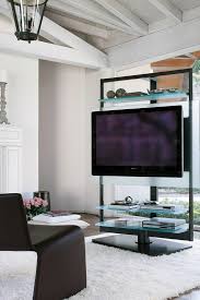 Der flachbildschirm wird an der drehbaren medienwand zum hingucker. Fernsehwand Dekoideen Und Tipps