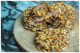 Prepare two to three large baking sheets ($10, bed bath & beyond) with foil (lightly greased), parchment paper or a silicone baking mat. So Crispy You Can T Stop Easy Diy Almond Florentine For Cny