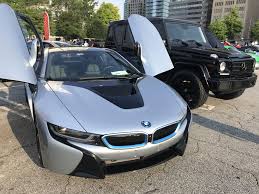 Bmw I8 Next To A Mercedes G Wagon Bmw I8 Bmw Mercedes G Wagon