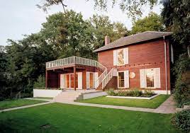Puteinsteinhaus in caputh into our caputh holiday planning tool and find out what's close by, where to stay, and where to head next. Datei Cornelsen Kulturstiftung Einstein Haus Caputh Jpg Wikipedia