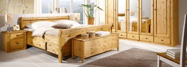 2.429 € landhaus schlafzimmermöbel set aus kiefer weiß laburita mit stauraumbett (sechsteilig) Schlafzimmer Landhausstil Eva Dora Aus Massivholz Skanmobler