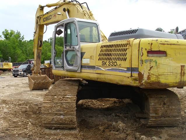 Kobelco SK330LC Excavator
