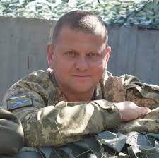Ним став валерій залужний, який до цього був командувачем військами оперативного командування північ. Ztn6pdso2ahxym