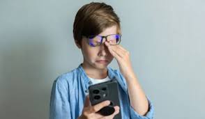 How to Protect Your Child's Eyes from Too Much Screen Time – DeCarlo  Optometry