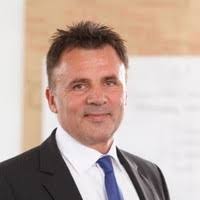 Daniel Höhn Email & Phone Number