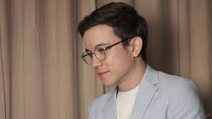 He is currently a talent of viva artists agency and star magic. 8vxhchylnji94m