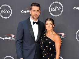 Aaron rodgers and the super bowl ring shailene woodley has confirmed that she's engaged to green bay packers quarterback aaron rodgers. Danica Patrick Opened Up About Her Split From Aaron Rodgers My Heart Got Broken Glamour