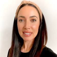 Courtney Laurent's Instagram, Twitter & Facebook