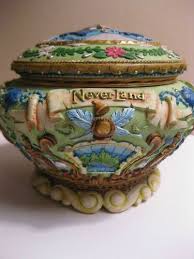 Walt Disney Tinker Bell Peter Pan Music Jewelry Box Round Never Land Rare Green I Want Soo Badly But So Expensi Disney Music Box Music Box Jewelry Disney Decor