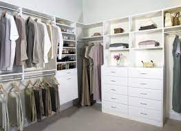 Featuring 3 closet rods that expand from 30 in. Do It Yourself Closet Systems Lowes Closet Designs Closet Organization Designs Lowes Closet