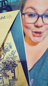 #ambassador #ComeDanceWithMe #ScreamItOut #TurboTaxAndRelax #liquor #whisky  #makersmark #cool #fun #fyp #fypシ #feature #barrel #barrelofmonkeys #pint