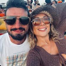 Nicole (@nicole.caleffi) • Instagram photos and videos