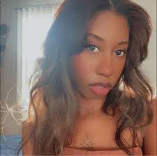 RUSS x JESSY BLAKEMORE RECOGNIZE FRIDAY