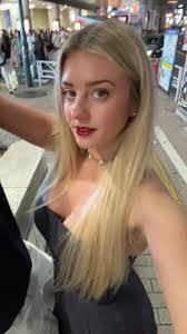 Alice Melville's Instagram, Twitter & Facebook