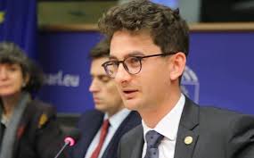 Etichetați rezultatele pentru iulian bulai. Deputatul Usr Iulian Bulai ReclamÄƒ Cenzura La Radioul Public A RÄƒmas O Portavoce Psd Care Acum SaboteazÄƒ Campanii NaÅ£ionale In PlinÄƒ Pandemie Si Nu InformeazÄƒ PopulaÅ£ia Despre Reformele Pe Care Vrea SÄƒ