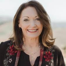 Lisa Colwell's Instagram, Twitter & Facebook