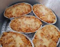 Resep Schotel Macaroni Bolognese Kukus Oleh Rhinie S Kitchen Cookpad Makanan Italia Makanan Ringan Manis Ide Makanan
