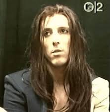 The unique style of Maynard James keenan : r/Justfuckmyshitup