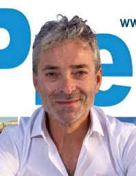 Amministrative Monopoli: 4 candidati per 1 poltrona e 12 liste. Chi è in  testa ai sondaggi?