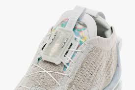 New laceless vapormax colors coming 12/7 for nike + memevers. Nike Vapormax 2020 Summit White Release Date Info Hypebeast