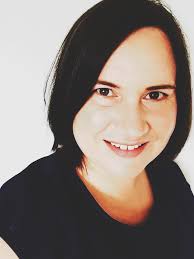 New Voice Interview & Giveaway: Kerri Kokias