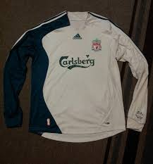 The 2020/21 liverpool home and away jerseys have been revealed and are available to buy now. Liverpool Third Football Shirt 2006 2007 Sponsored By Carlsberg
