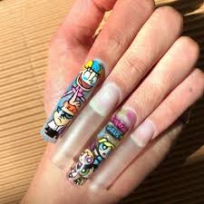En el mundo de las uñas decoradas tienes gran cantidad de opciones para lucir en tus uñas, a continuación te mostraremos algunos de los mejores estilos en uñas de diferentes colores y en los diferentes modelos de uñas. Como Pintarse Las Unas Dibujos Para Pintar Unas 2021 Tendenzias Com