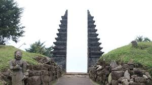 Check spelling or type a new query. Kisah Kebo Iwa Dan Patih Gajah Mada Histori