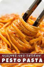 This Roasted Red Pepper Pesto Pasta Is Bursting With Flavour And Goes Down In Just 15mins Pesto Roastedredpepper Pa Cooking Recipes Recipes Stuffed Peppers