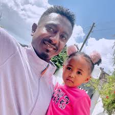 ገበያ-መር የለከት የለሽ አዎንታዊ ዕሳቤ አራማጆች የማርኬትንግ ስትራቴጂ በመንፈሳዊ ተቋማት የሐሰተኛ ነቢያት፣ በሴኩላሩ  ዓለም ደግሞ በሐሳብ ላይ ብቻ የተመሠረተ የለከት የለሽ አዎንታዊ ዕሳቤ አራማጆች አንዱም ጥንካሬአቸው ...