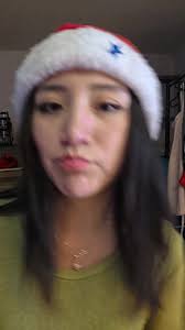 ¡Celebra la Navidad con Angie Maruchan y risas!