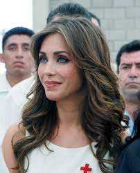 Discover more posts about rbd, christian chavez, rebelde, dulce maria, maite perroni, christopher uckermann, and anahi. Anahi Tendra Gira Musical Penteados Cabelo Ideias De Cabelo