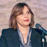 PDF) How a Burger King Franchise Can Succeed in a Competitive Fast Food  Industry: A Case Study