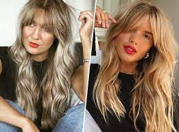 Curtain Bangs La Frange Rideau Fait Partie Des Tops Recherches Sur Instagram E Bangs Thick Hair Styles Long Hair Styles Curly Hair Styles