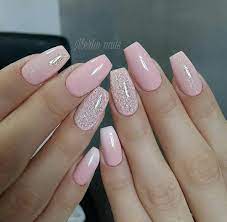 Ils permettent une manucure impeccable jusqu'à 3 semaines selon la repousse envie d'ongles longs et d'une manucure qui tient longtemps ? Ongle En Gel Rose 40 Idees Pour Un Nail Art Parfait Ongle En Gel Rose Vernis A Ongles Rose Ongles En Gel Mariage
