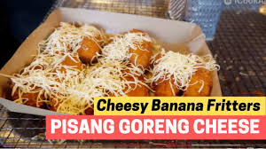 Apparently, pisang goreng cheese is the snack food mainstream that is sold by street vendors nowadays and some are even obtainable from cafe as well. Pisang Goreng Cheese Coklat Rangup Cheesy Banana Fritters Icookasia Youtube