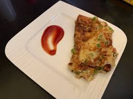 Beat eggs, water, salt, and pepper until light and fluffy. Oats Omelette Recipe Weight Loss Recipe Healthy Breakfast Recipe Oats Recipe Ucook Healthy Ideas