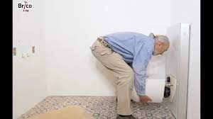 Pose d un toilette suspendu. Installer Un Wc Suspendu Tuto Bricolage Avec Robert Youtube