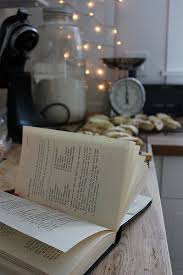 Baking With Sparkly Lights Photo Deco Douceur De Vivre Belle Photo