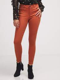 D'une couleur rouille intense, ce pantalon en coton peut être porté en n'importe quelle occasion. Vero Moda Pantalon 10210798 Rouille Femme Des Marques Et Vous